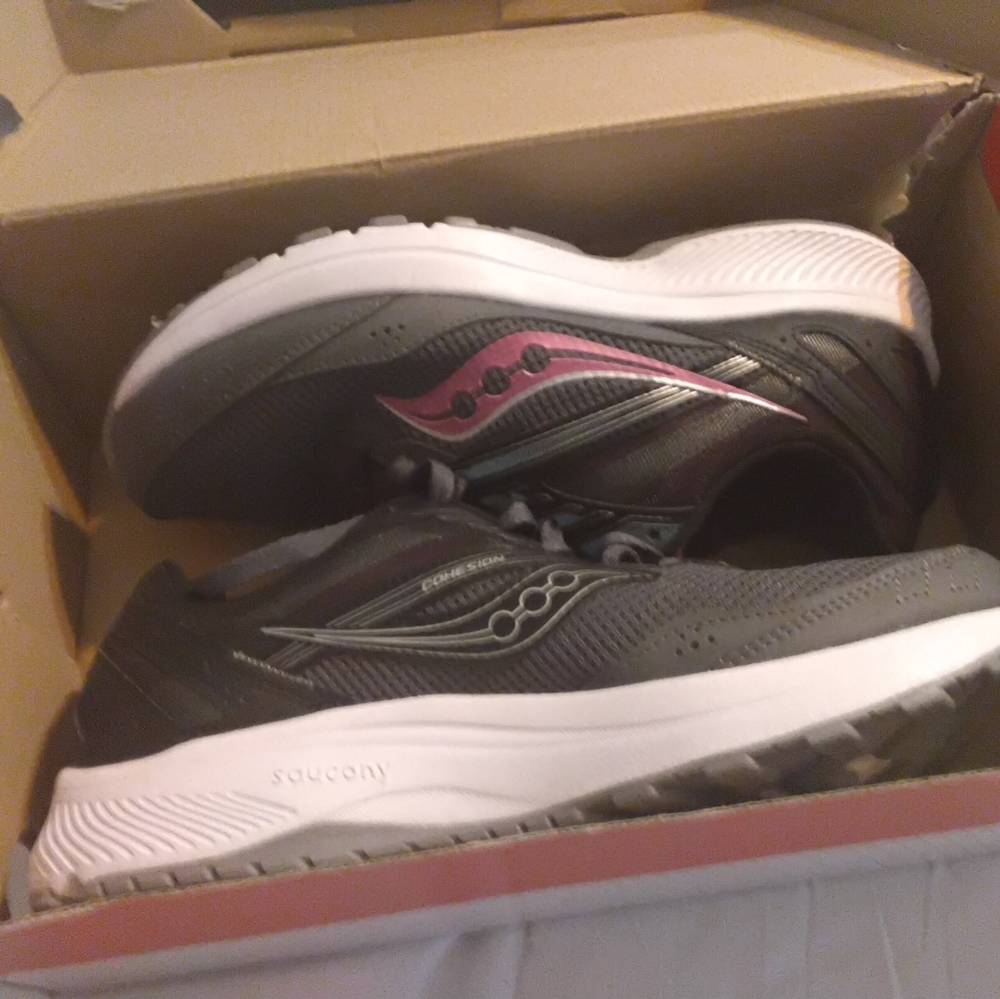 Saucony Women's Cohesion 15 Running Shoes Size 10.5W Brand NEW in BOX - Picture 12 of 13